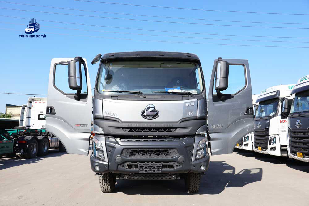 Xe Ben 4 Chân ChengLong H7 390HP Thùng U 15 Khối (Cầu Dầu)